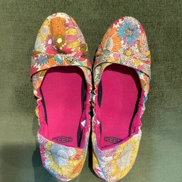 Keen Shoes Washable Keen Floral Ballet Flat Slippers With Rubber